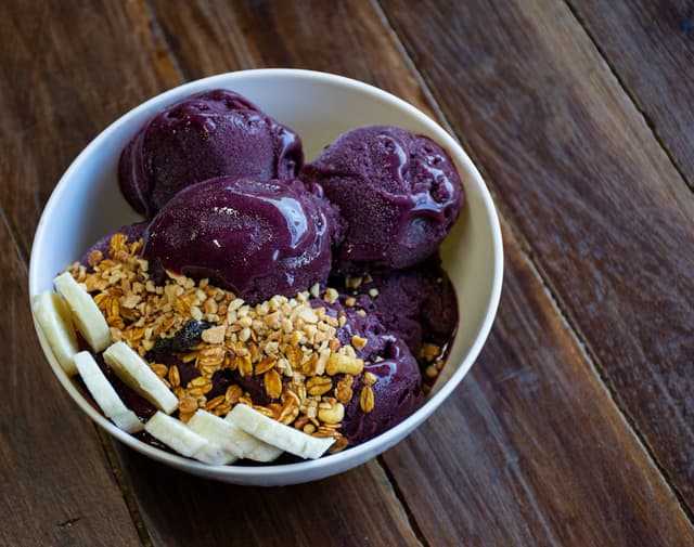 Açaí (frozen puree)