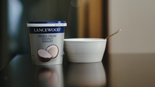 Canned coconut cream