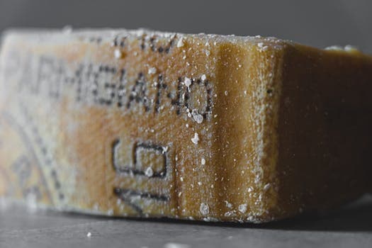 Cheese crisps (parmesan)