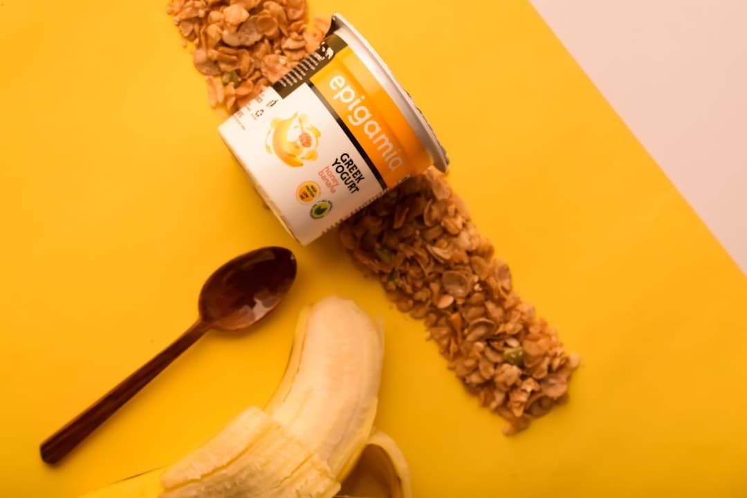 Low-fat yogurt (flavored)