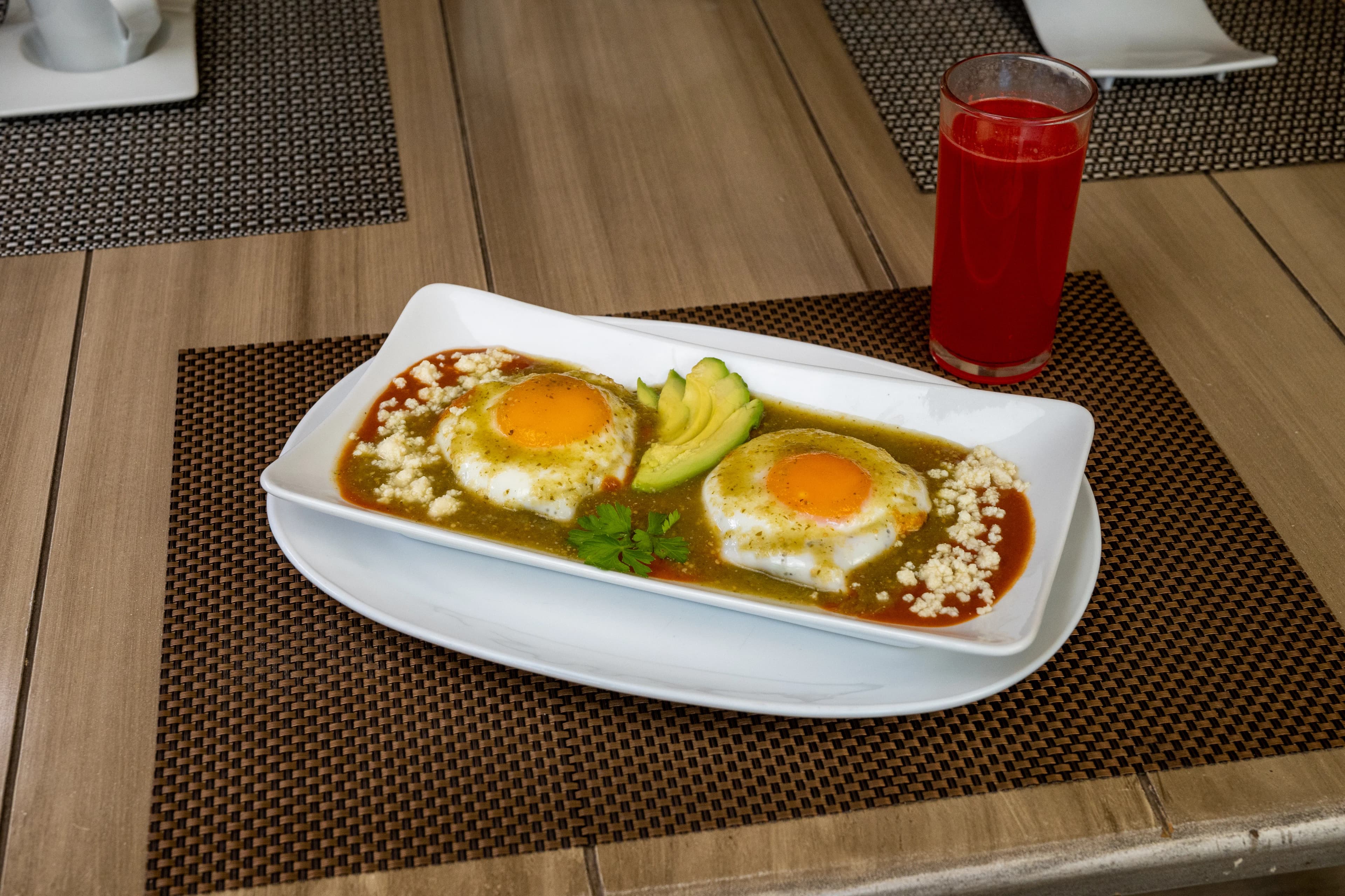 Huevos Divorciados