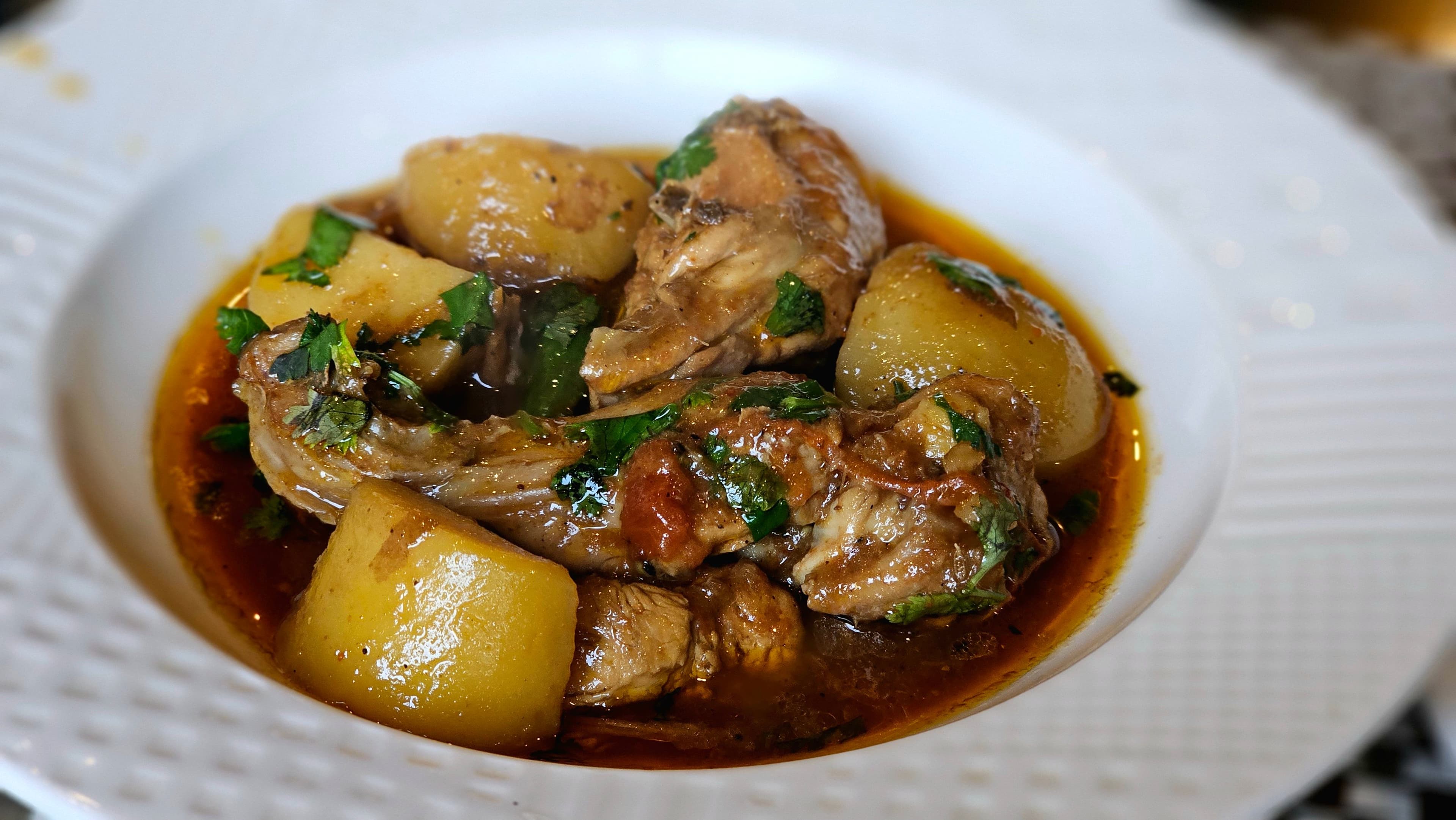 Pollo Guisado