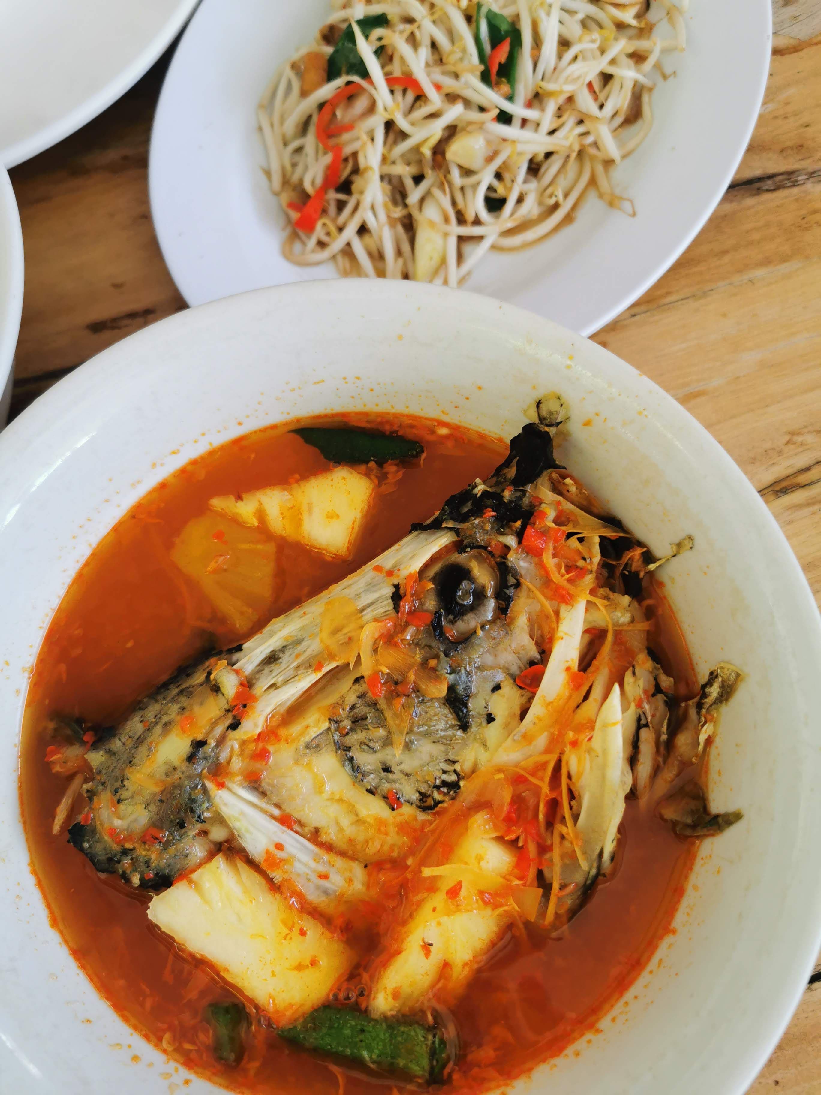 Gaeng Tai Pla