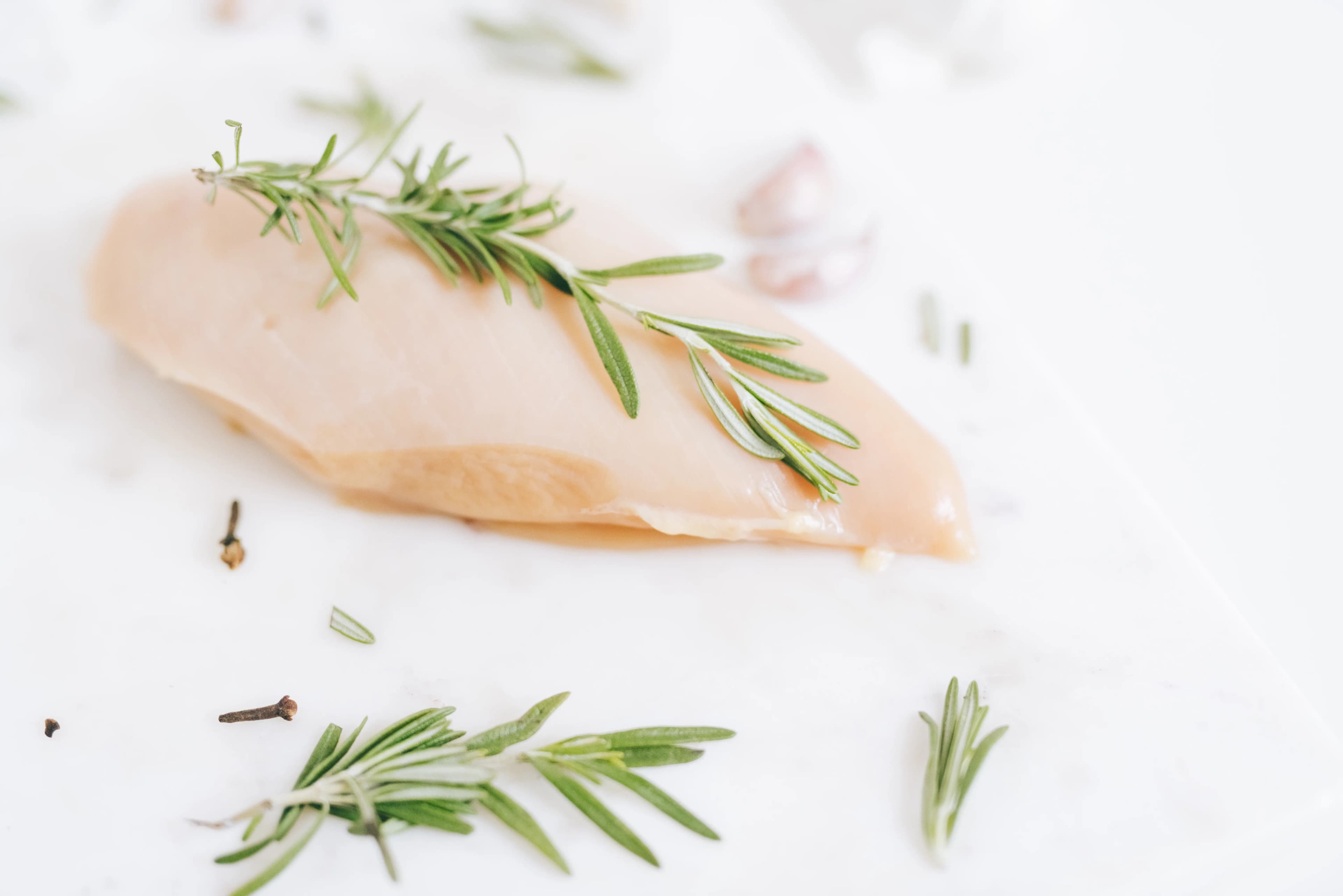 Extra-lean ground turkey breast (99% lean)
