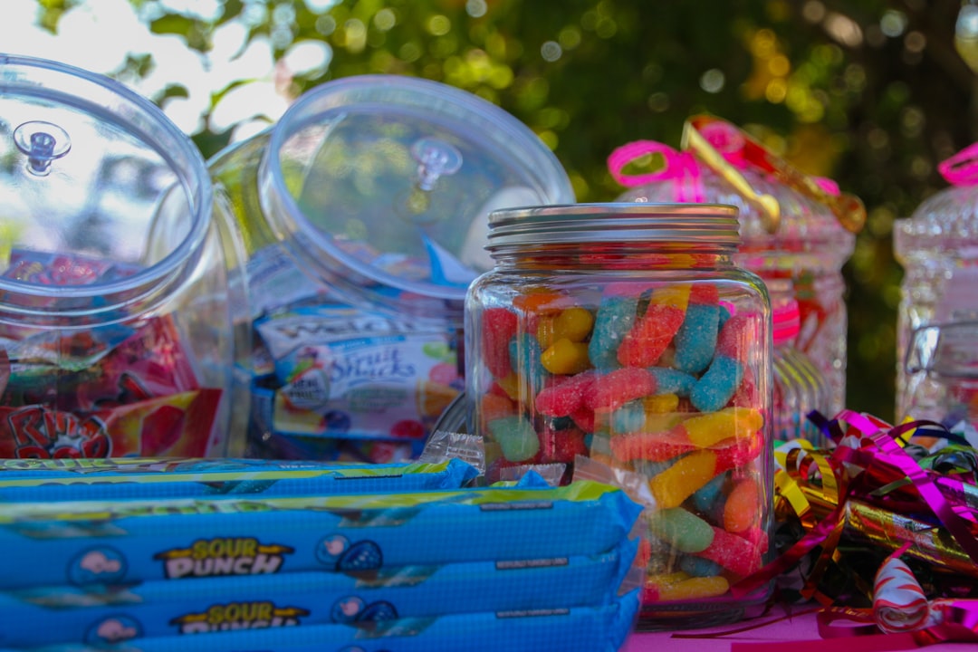 Fruit snacks (gummy)