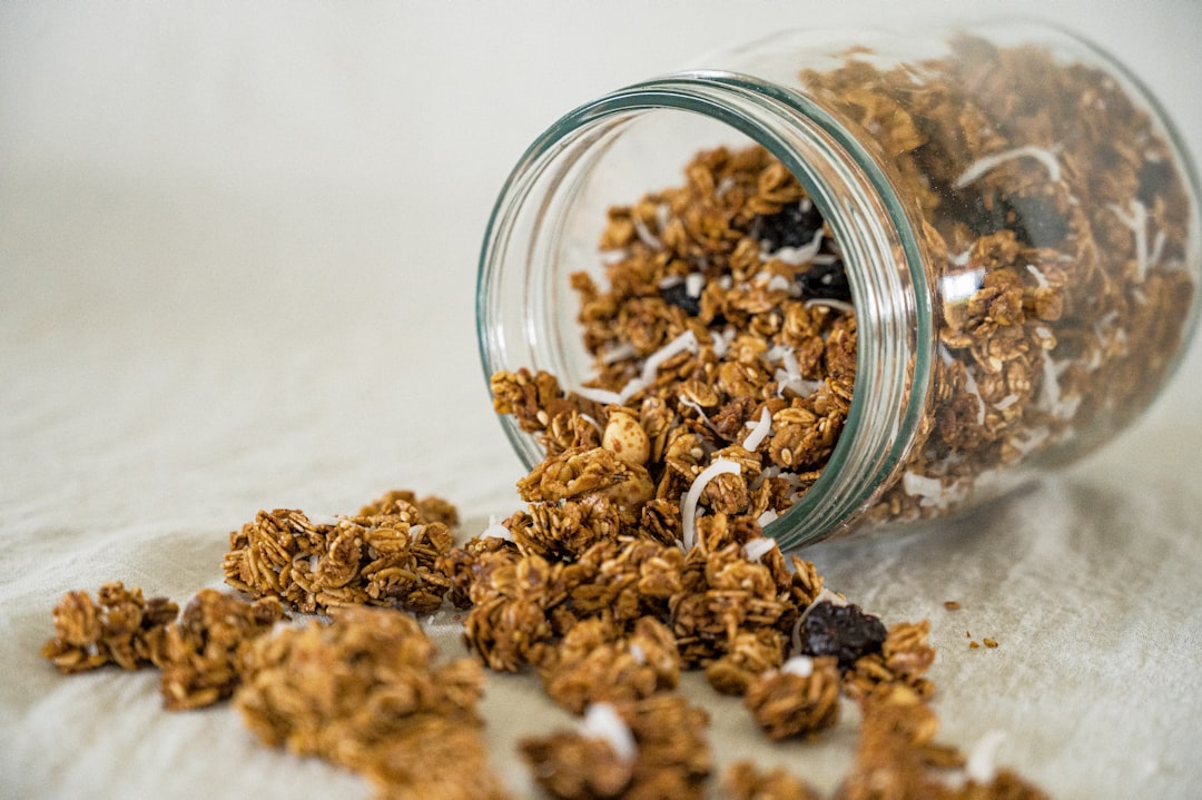 10 Fake-Healthy Foods